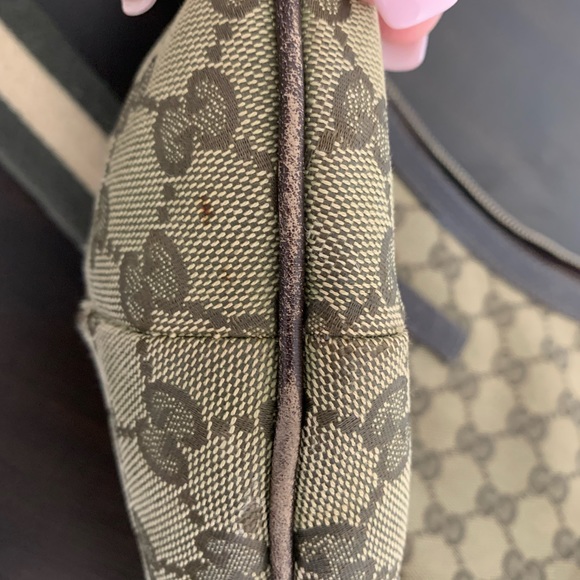 Gucci vintage monogram crossbody bag - Picture 9 of 13